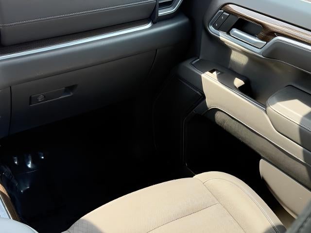 2022 Chevrolet Silverado 1500 4WD Crew Cab 147 RST