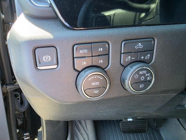 2025 Chevrolet Silverado 1500 4WD Crew Cab 147 RST