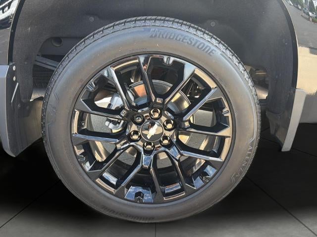 2026 Chevrolet Silverado 1500 4WD Crew Cab 147 High Country