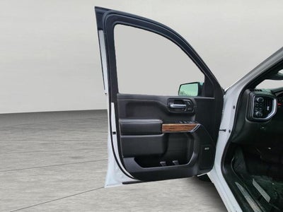 2019 Chevrolet Silverado 1500 4WD CREW CAB 147 HIGH COUNTRY **HEATED & VENTILATED FRONT SEATS**MEMORY DRIVER SEAT**UNIVERSAL HOME