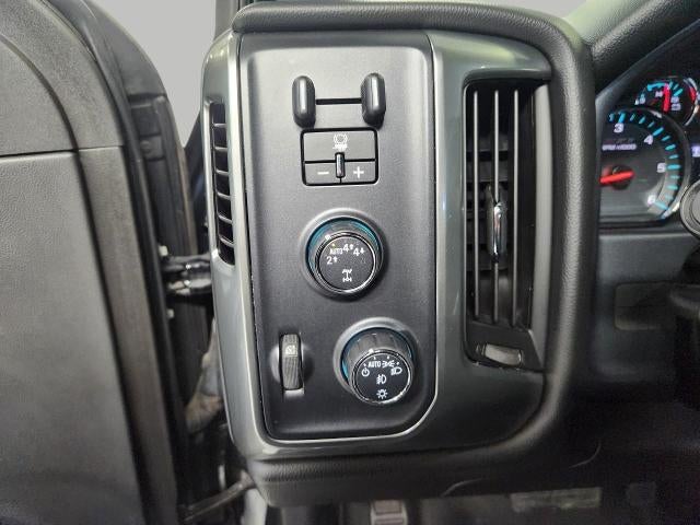 2017 Chevrolet Silverado 1500 4WD DOUBLE CAB 143.5 LT W/2LT **REMOTE START SYSTEM**BACK UP CAMERA**TRAILERING PACKAGE**