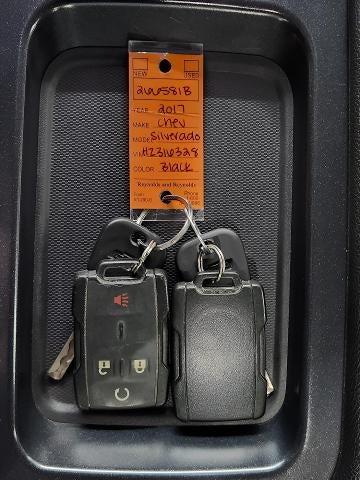 2017 Chevrolet Silverado 1500 4WD DOUBLE CAB 143.5 LT W/2LT **REMOTE START SYSTEM**BACK UP CAMERA**TRAILERING PACKAGE**