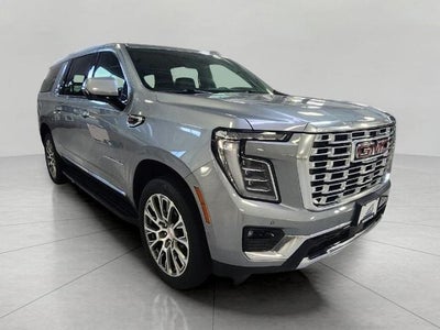 2025 GMC Yukon XL 4WD 4DR DENALI **HEATED FRONT & REAR SEATS**HD SURROUND VISION**ADAPTIVE CRUISE CONTROL**