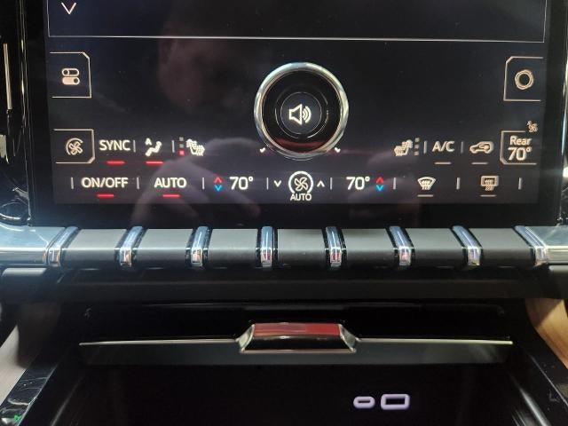 2025 GMC Yukon XL 4WD 4DR DENALI **HEATED FRONT & REAR SEATS**HD SURROUND VISION**ADAPTIVE CRUISE CONTROL**