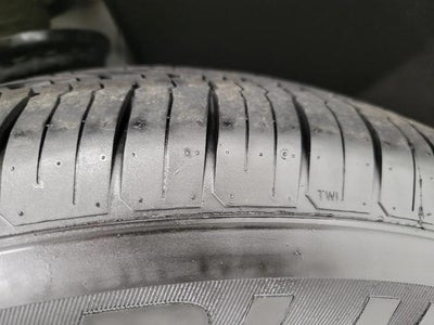 2023 Chevrolet Traverse AWD 4DR LT CLOTH W/1LT **UNIVERSAL HOME REMOTE**WIRELESS APPLE CARPLAY/ANDROID AUTO**PASSIVE ENTRY**