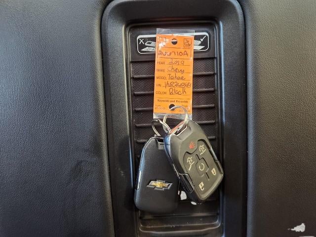 2019 Chevrolet Tahoe 4WD 4DR PREMIER **ADAPTIVE CRUISE CONTROL**HEADS-UP DISPLAY**TRI-ZONE HEATING AND COOLING**