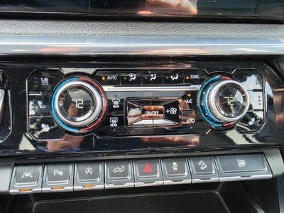 2024 GMC Sierra 1500 4WD Crew Cab 147 Denali