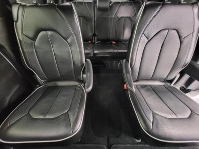 2026 Chrysler Pacifica Limited FWD