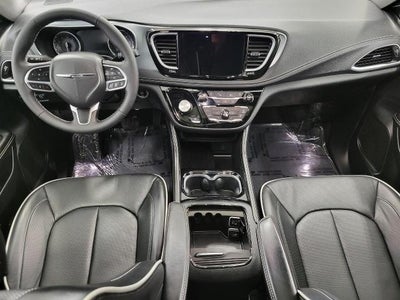 2026 Chrysler Pacifica Limited FWD