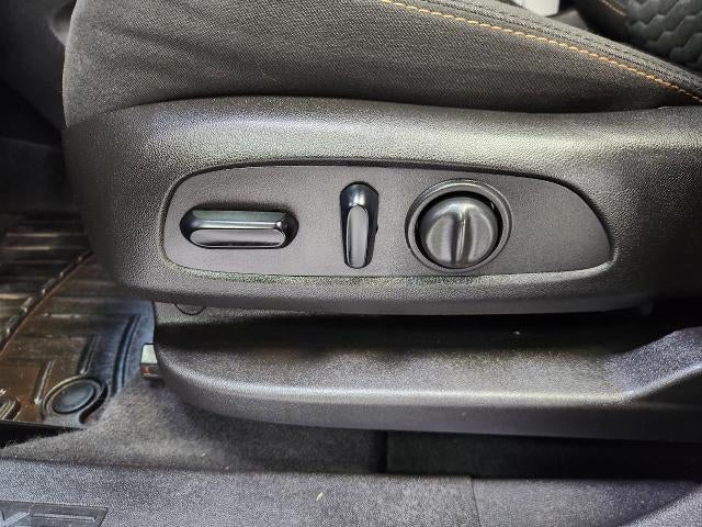 2018 Chevrolet Equinox AWD 4DR LT W/1LT **REMOTE KEYLESS ENTRY**DUAL ZONE CLIMATE**HEATED DOOR MIRRORS**