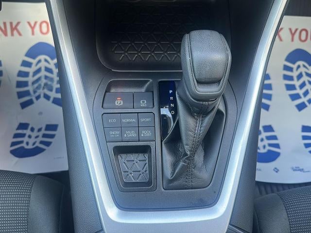2022 Toyota RAV4 LE AWD
