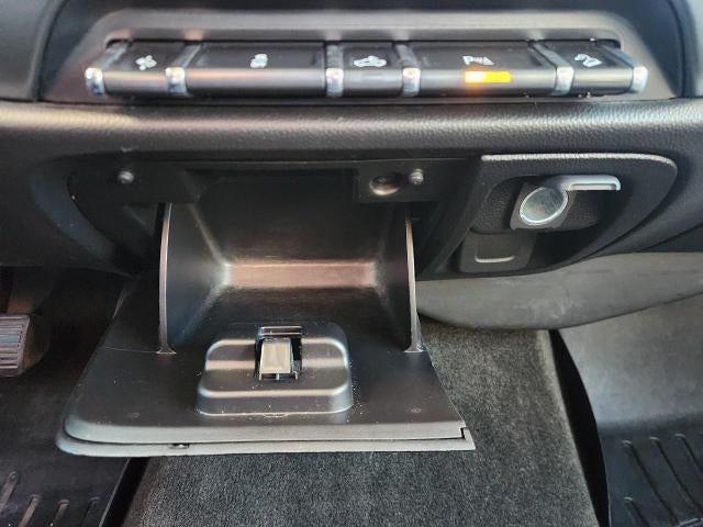 2017 Chevrolet Silverado 1500 4WD Crew Cab 143.5 LT w/2LT