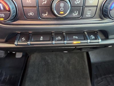 2017 Chevrolet Silverado 1500 4WD Crew Cab 143.5 LT w/2LT