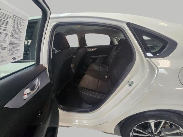 2024 Kia Forte LXS IVT **REMOTE KEYLESS ENTRY**BLIND SPOT COLLISION AVOIDANCE ASSIST**HEATED SIDE MIRRORS**