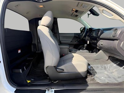 2022 Toyota Tacoma SR Access Cab 6' Bed I4 AT
