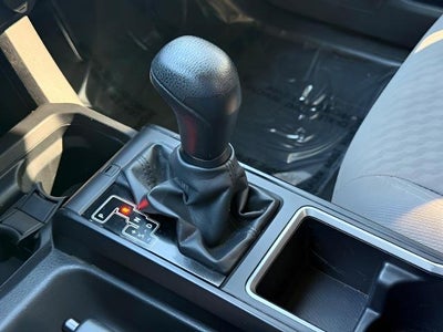 2022 Toyota Tacoma SR Access Cab 6' Bed I4 AT