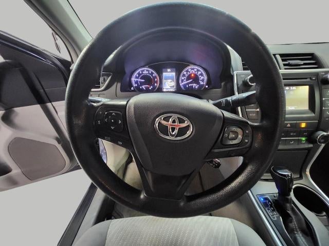 2016 Toyota Camry 4dr Sdn I4 Auto LE