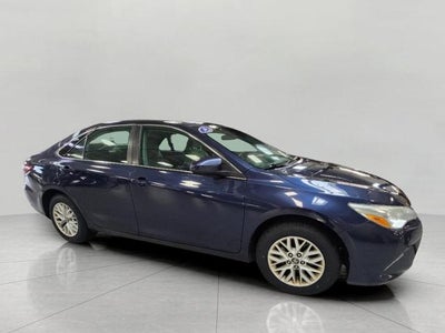 2016 Toyota Camry 4dr Sdn I4 Auto LE