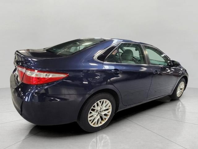2016 Toyota Camry 4dr Sdn I4 Auto LE