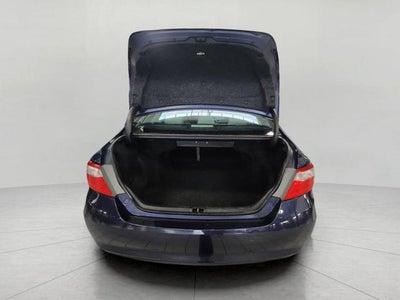 2016 Toyota Camry 4dr Sdn I4 Auto LE