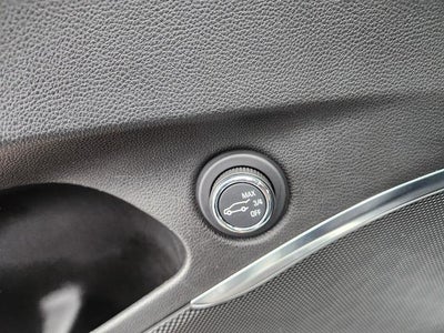 2023 Buick Enclave AWD 4DR ESSENCE **GARAGE DOOR TRANSMITTER**HEATED FRONT SEATS**DUAL ZONE CLIMATE CONTROL**