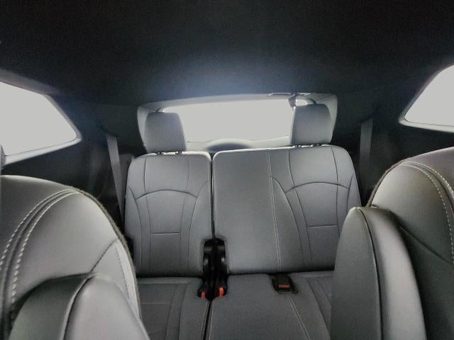 2023 Buick Enclave AWD 4DR ESSENCE **GARAGE DOOR TRANSMITTER**HEATED FRONT SEATS**DUAL ZONE CLIMATE CONTROL**