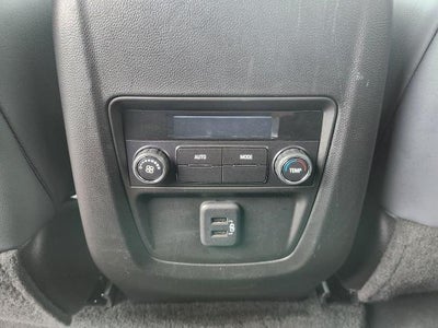 2023 Buick Enclave AWD 4DR ESSENCE **GARAGE DOOR TRANSMITTER**HEATED FRONT SEATS**DUAL ZONE CLIMATE CONTROL**