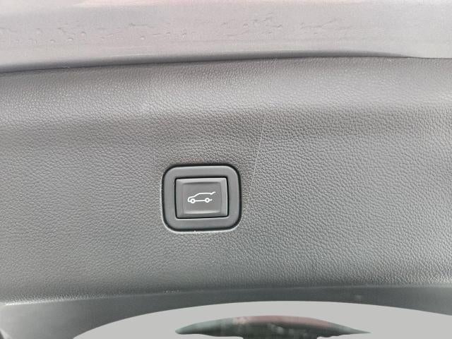 2023 Buick Enclave AWD 4DR ESSENCE **GARAGE DOOR TRANSMITTER**HEATED FRONT SEATS**POWER SUNROOF**