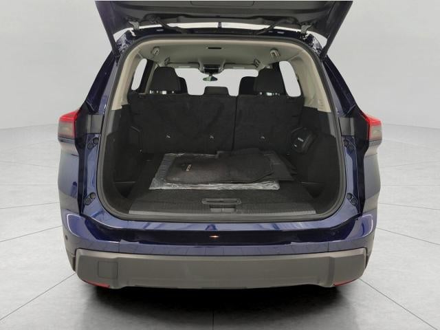 2025 Nissan Rogue AWD SV