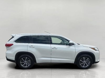 2017 Toyota Highlander XLE V6 AWD