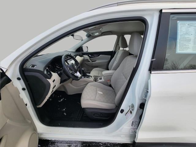 2018 Nissan Rogue Sport 2018.5 AWD SV **REMOTE KEYLESS ENTRY**DUAL ZONE CLIMATE**ROOF RAILS**