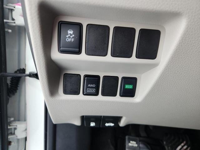 2018 Nissan Rogue Sport 2018.5 AWD SV **REMOTE KEYLESS ENTRY**DUAL ZONE CLIMATE**ROOF RAILS**